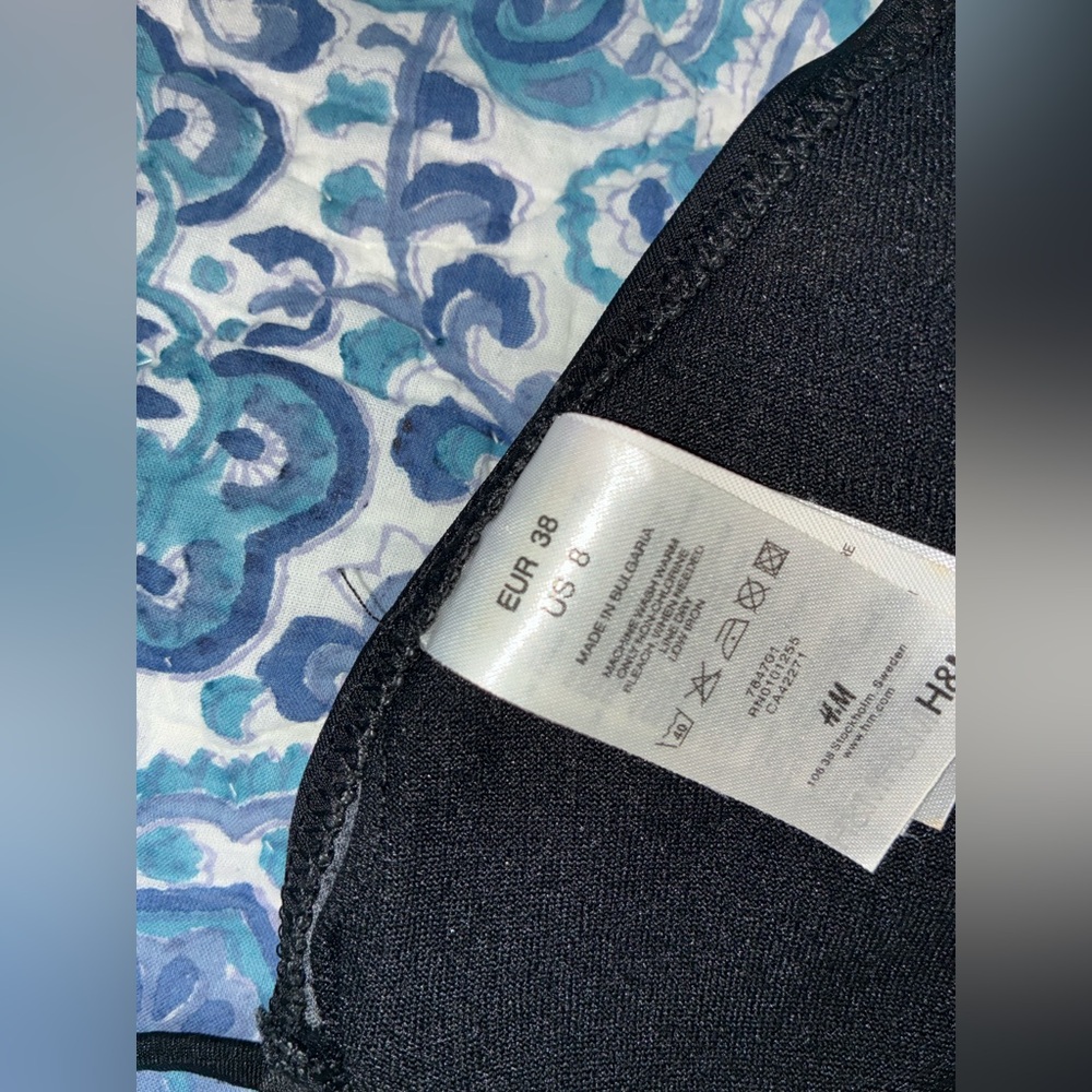H&M Black Bikini Top with Hummingbird and Flower Embroidery and Sequins - Picture 6 of 6